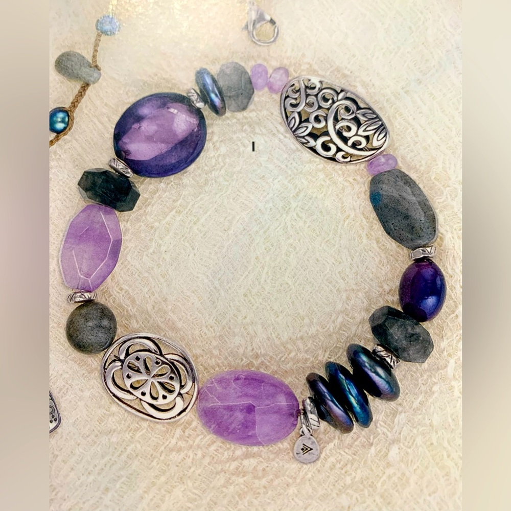 Silpada Sterling, Amethyst, Feldspar, Quartzite, Pearl & Glass Stretch Bracelet